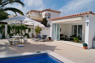Casa Calif 84