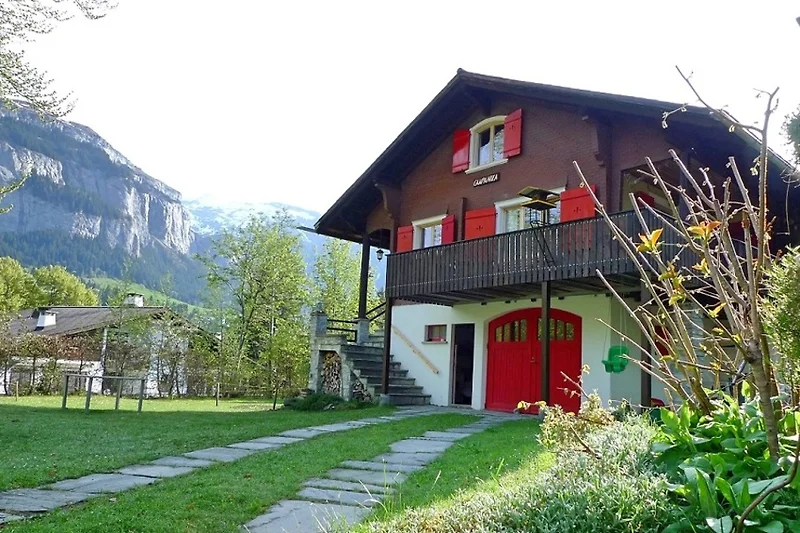 GANZES HAUS MIT * ALLEINNUTZUNG *