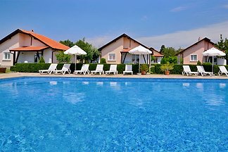 Sunny Hills Villa