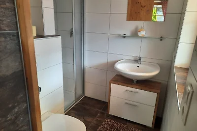 Hütte-Nicole direkt neben Skipiste