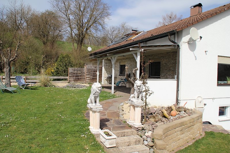 Panorama Wohnung im grünem in Allensbach - Firma ...