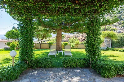 Malia'sApartments Gateway To Nature