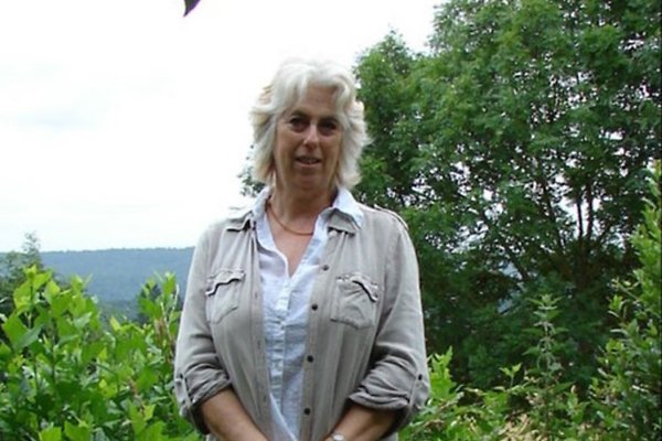 Frau A. Besnard Frau A. Besnard
