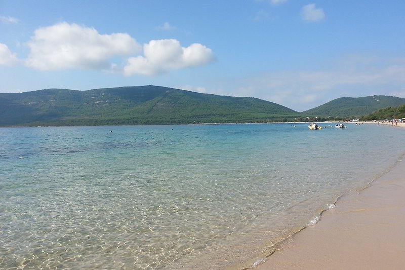 Mugoni beach