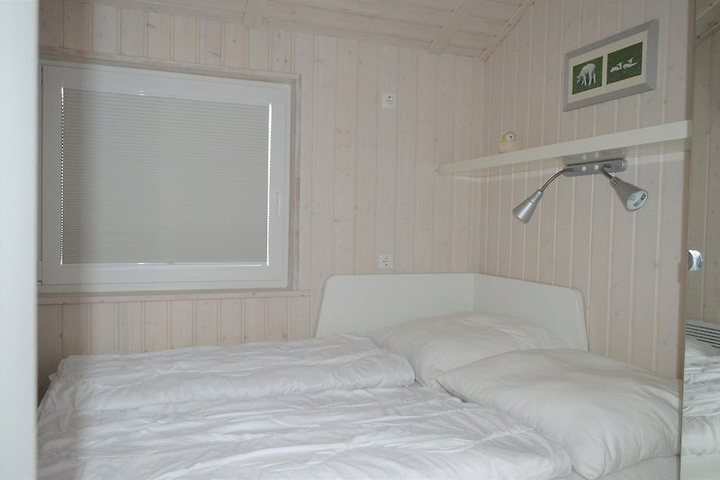 Schlafzimmer 3 mit ausgezogenem Doppelbatt