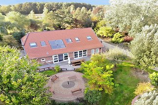 Haus Iris, mit eigenem Pool, 11kWev
