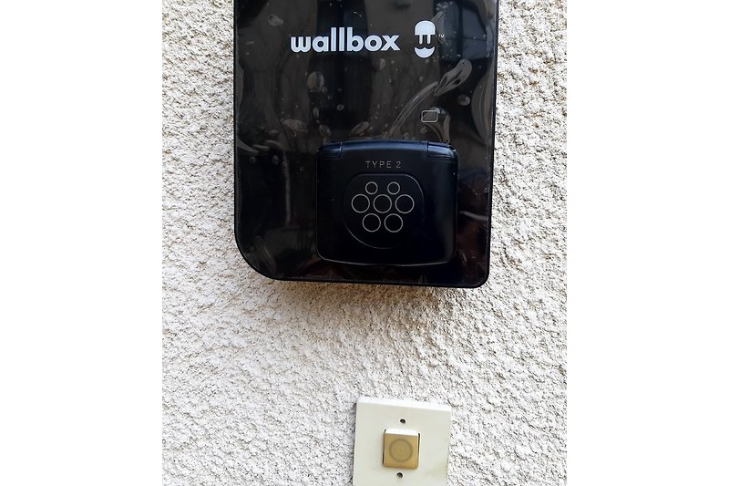 Wallbox , borne pour recharge véhicule électrique