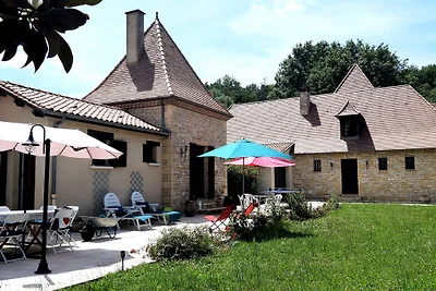 VILLA RAUNEL