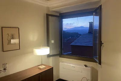 Casa Bensa, Parasio