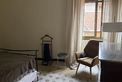 Casa Bensa, Parasio