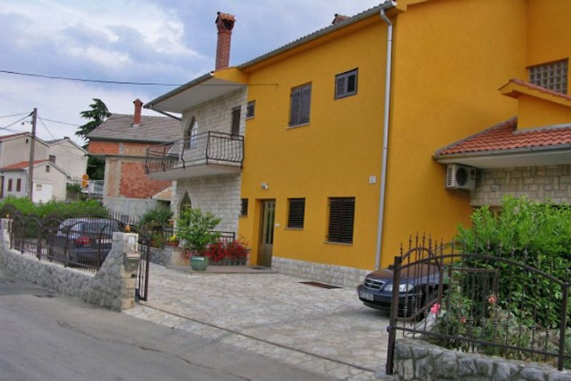Ferienhaus Parkplatz