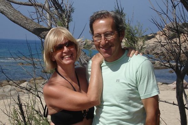 Frau J. Manfredi Frau J. Manfredi