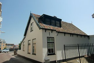 Strandhuis Visserhuisje 15 est 1785