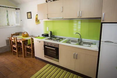 Eleni's Apartments