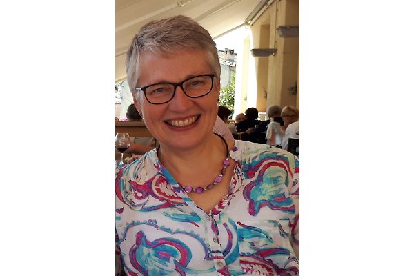 Mrs. A. Löwecke Mrs. A. Löwecke