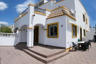 Sunny south facing quad stylevilla