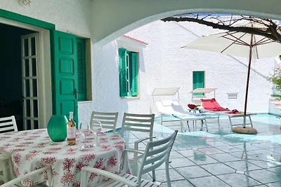 Villa delle Bougainvillée