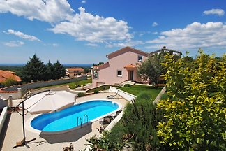 Villa Eliza
