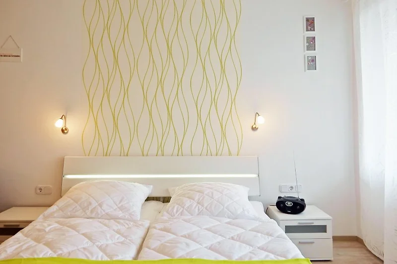 groot tweepersoonsbed (200x180)