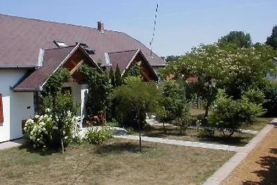 Haus Blumenparadies2 inBalatonlelle