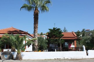 Strand Bungalows Mani (59)