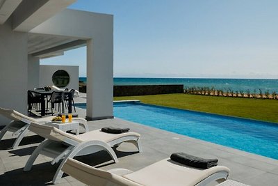 Korfu Halikounas Beach Front