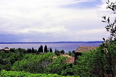 Villa con vista panoramica sul lago