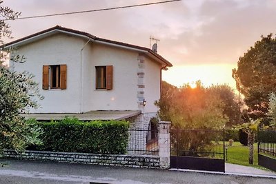 Vista Lago - Villa in complesso con piscina