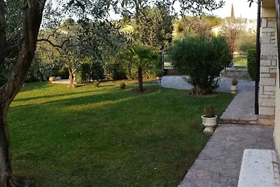 Fewo in Villa, gr. Garten, Gem.Pool