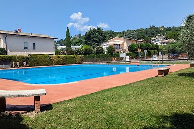 Vista Lago - Villa in complesso con piscina