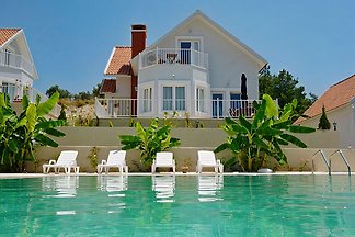 Villa with stunning views