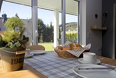 Fewo BERGSICHT + Garten im Zentrum