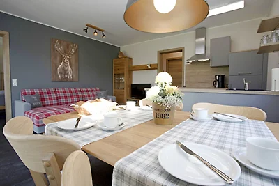 Fewo BERGSICHT + Garten im Zentrum