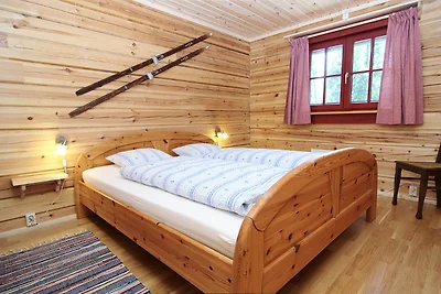 Helles Blockhaus im Ovikengebirge