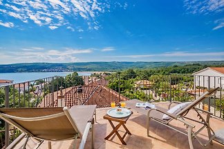 Rustikalna kuća s pogledom na more