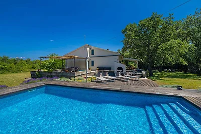 Casa vacanze GARICA con ampio giardino