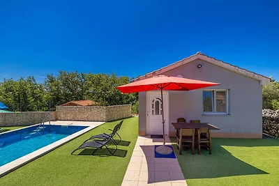 Ferienwohnung Boro mit Pool