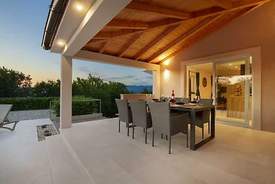 Ferienwohnung LUCAS mit privatem Pool