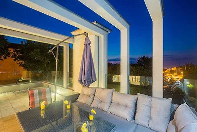 Lussuosa villa DRAZINE con piscina riscaldata