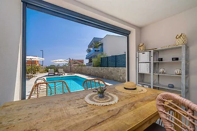 Appartamento SEA LA VIE con piscina