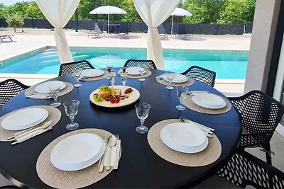 Villa LA VIE mit privatem Pool