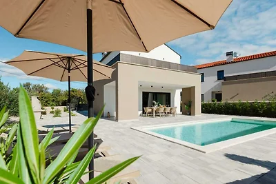 Villa DIVA II mit privatem Pool