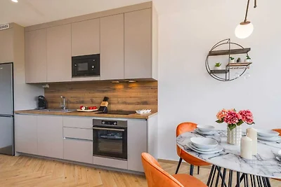 Luxusapartment LaRiv I mit Pool