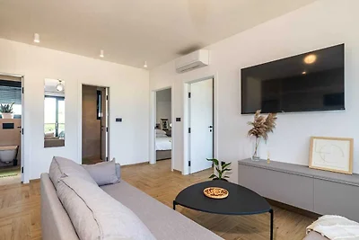 Luxusapartment LaRiv II mit Pool