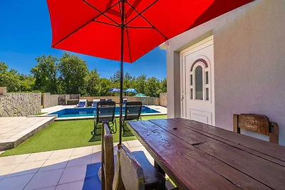 Ferienwohnung Boro mit Pool