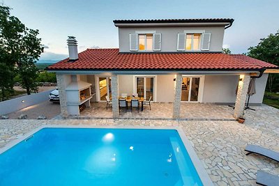 Villa SANDRINA mit beheiztem Pool