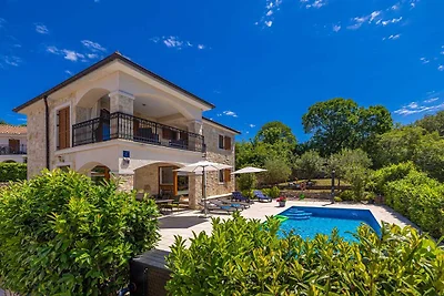 Maison PERANOVIĆ avec piscine
