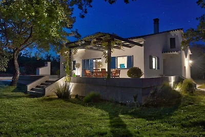 Casa vacanze GARICA con ampio giardino
