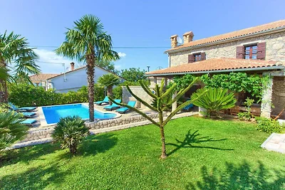 Rustikales Ferienhaus MAGDALEA mit Pool