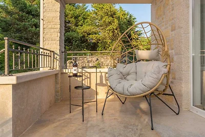 Casa vacanze VESNA con piscina